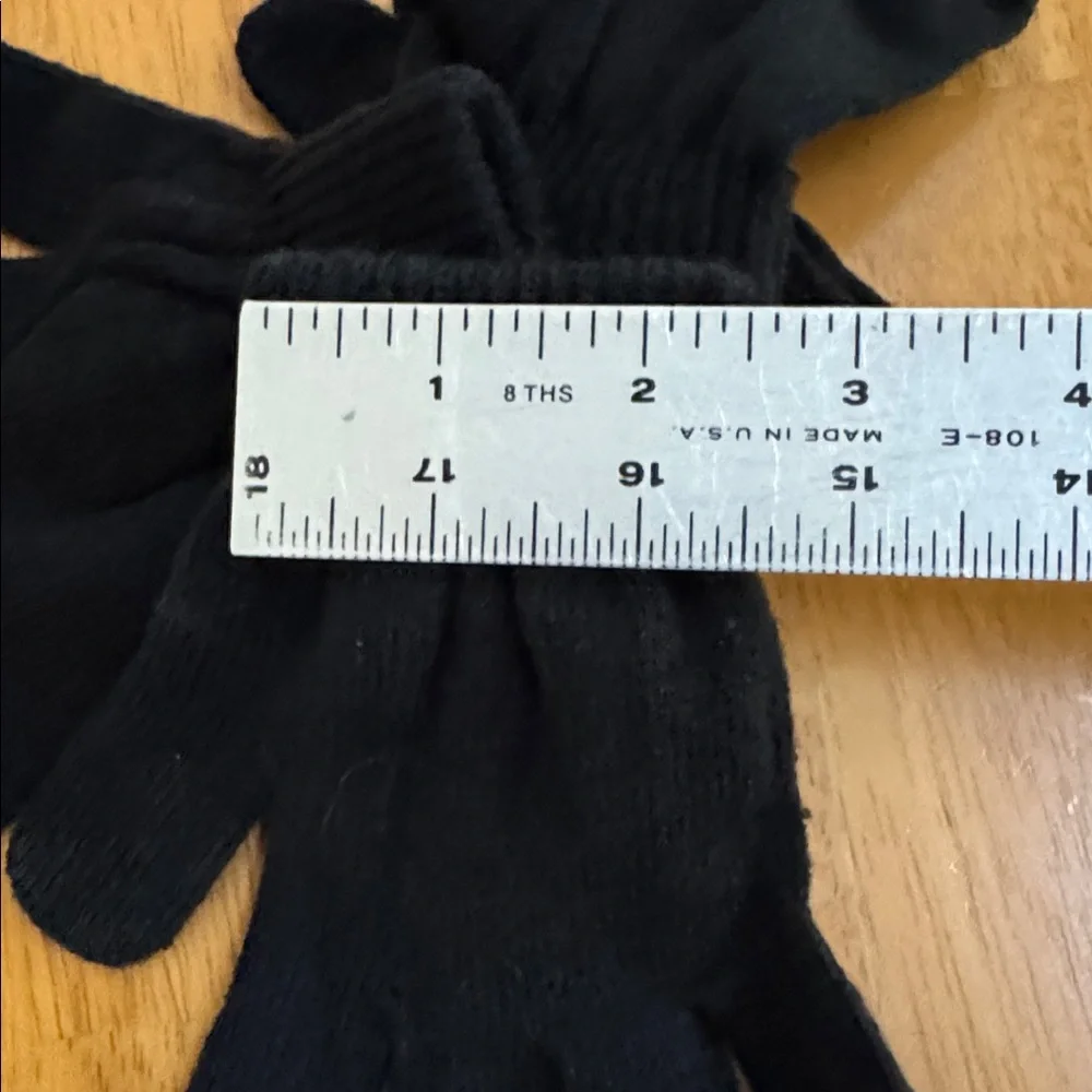 🎁NWT 2 Pair Kids’ Knit Black Gloves